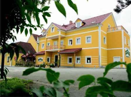 Dorfwirt Hotel Sankt Marein bei Graz Luaran gambar